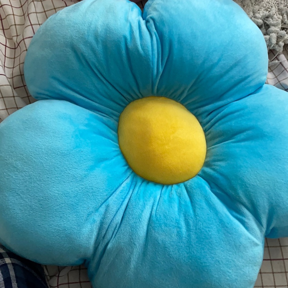 Blue flower pillow:)